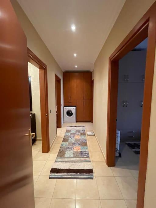 Stylish Central Apartment Тирана Екстер'єр фото